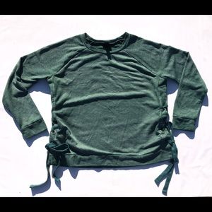 A.N.A Green pullover sweatshirt XL